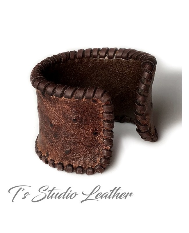 Cognac Ostrich/Gold Stud – PFenning Leather